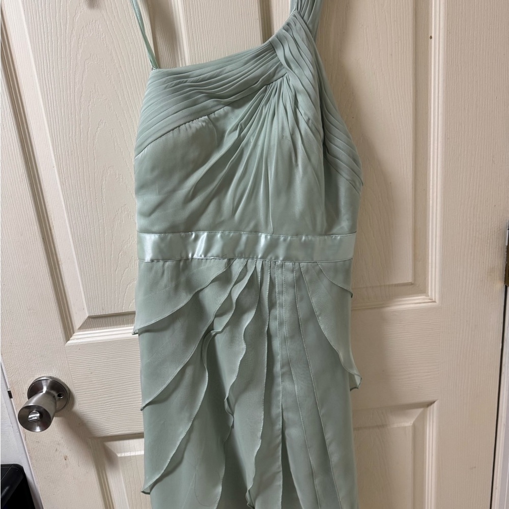 Adrianna Papell One Shoulder Light Green sage green Dress size